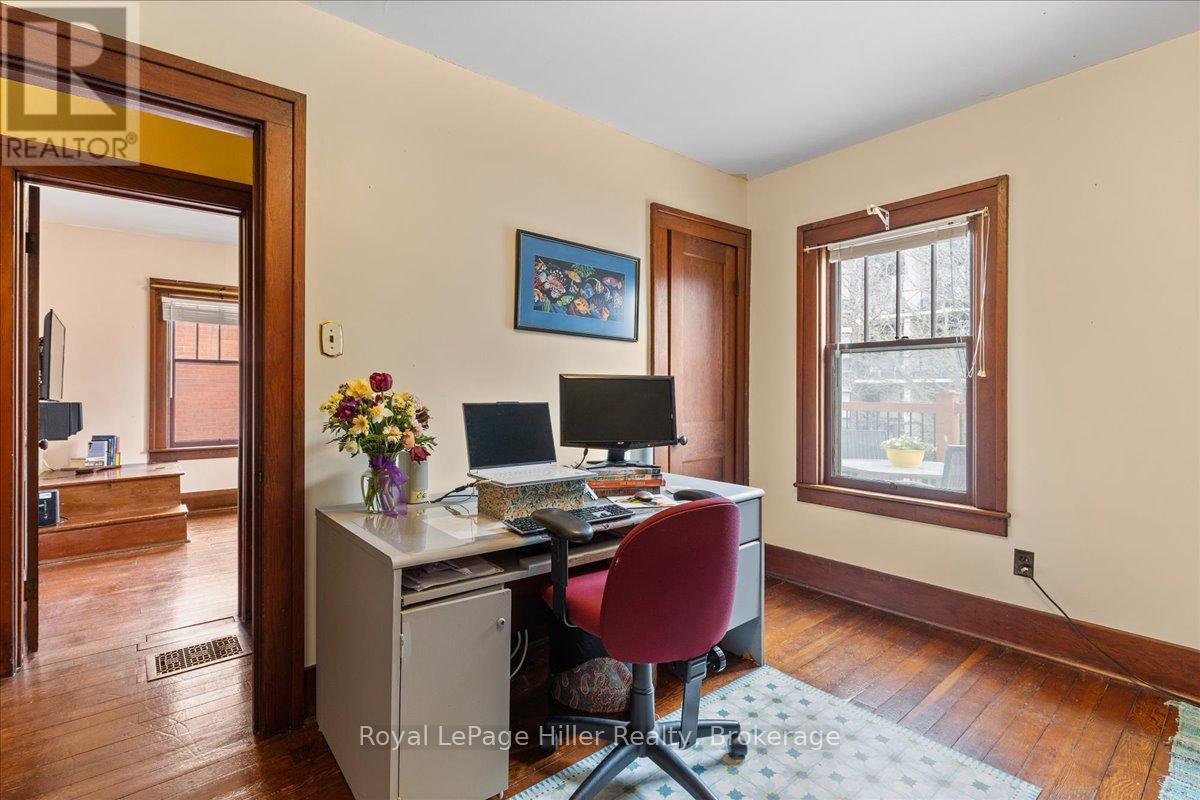 61 Ballantyne Avenue, Stratford, Ontario  N5A 3A6 - Photo 30 - X12141742