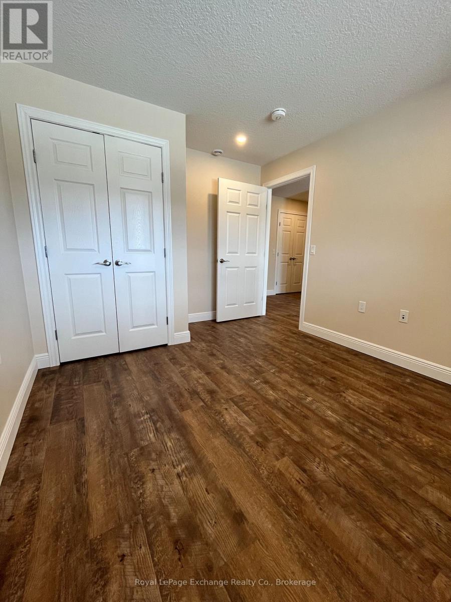 91135 Belmore Line, Morris Turnberry, Ontario  N0G 2X0 - Photo 5 - X12141802