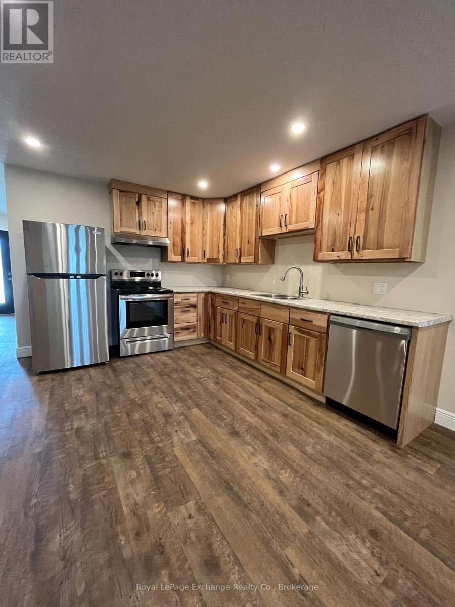 91135 Belmore Line, Morris Turnberry, Ontario  N0G 2X0 - Photo 8 - X12141802