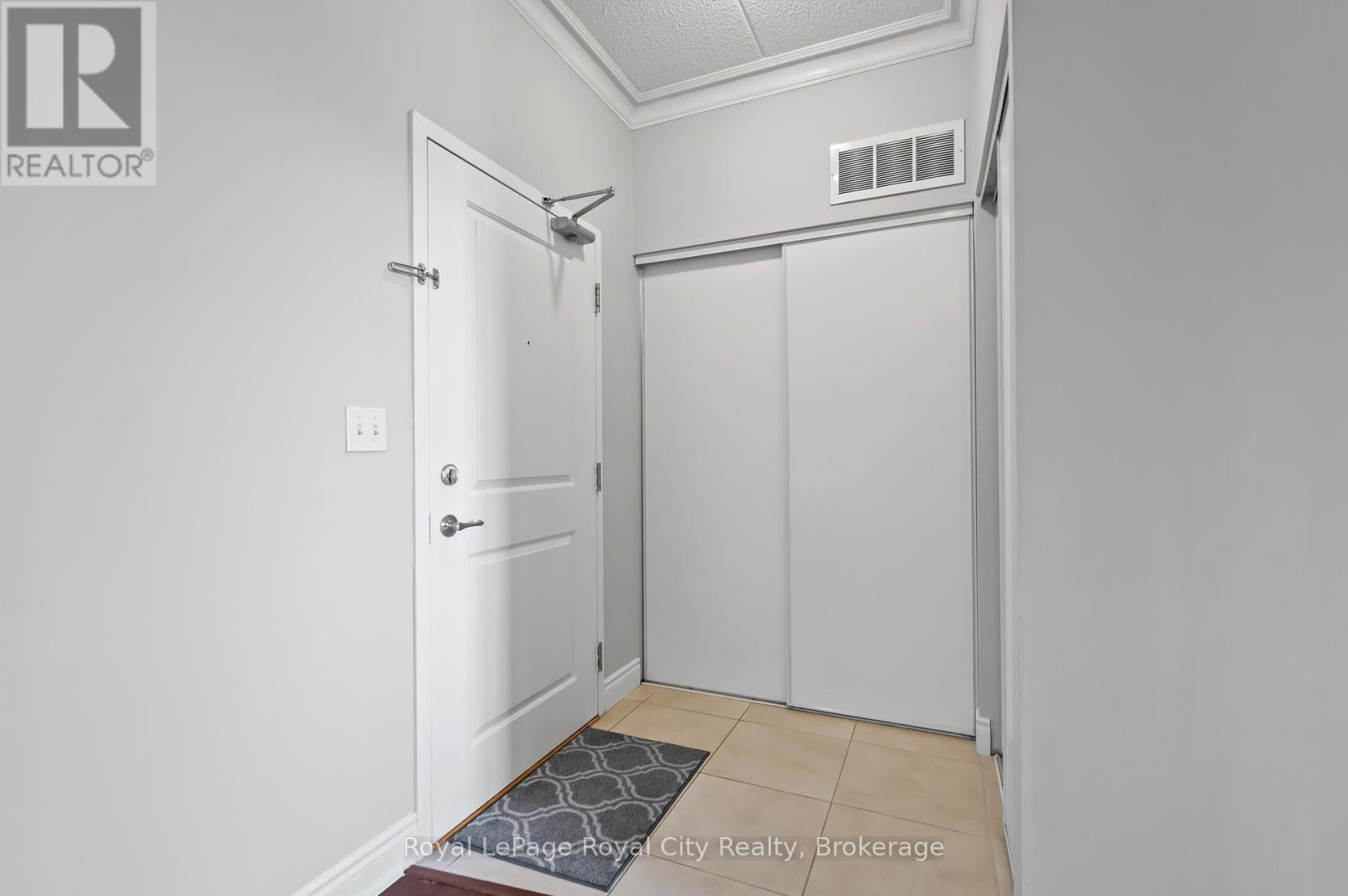 311 - 1440 Gordon Street, Guelph, Ontario  N1L 1C8 - Photo 4 - X12141855