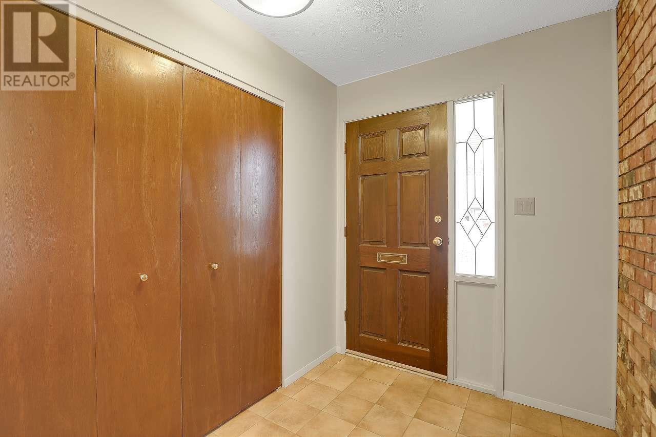 Property at 21222 117 AVENUE image 2