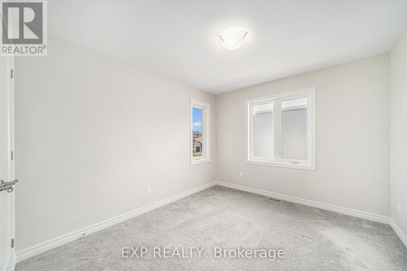 125 Seabert Drive, Arnprior, Ontario  K7S 0H9 - Photo 15 - X12141895