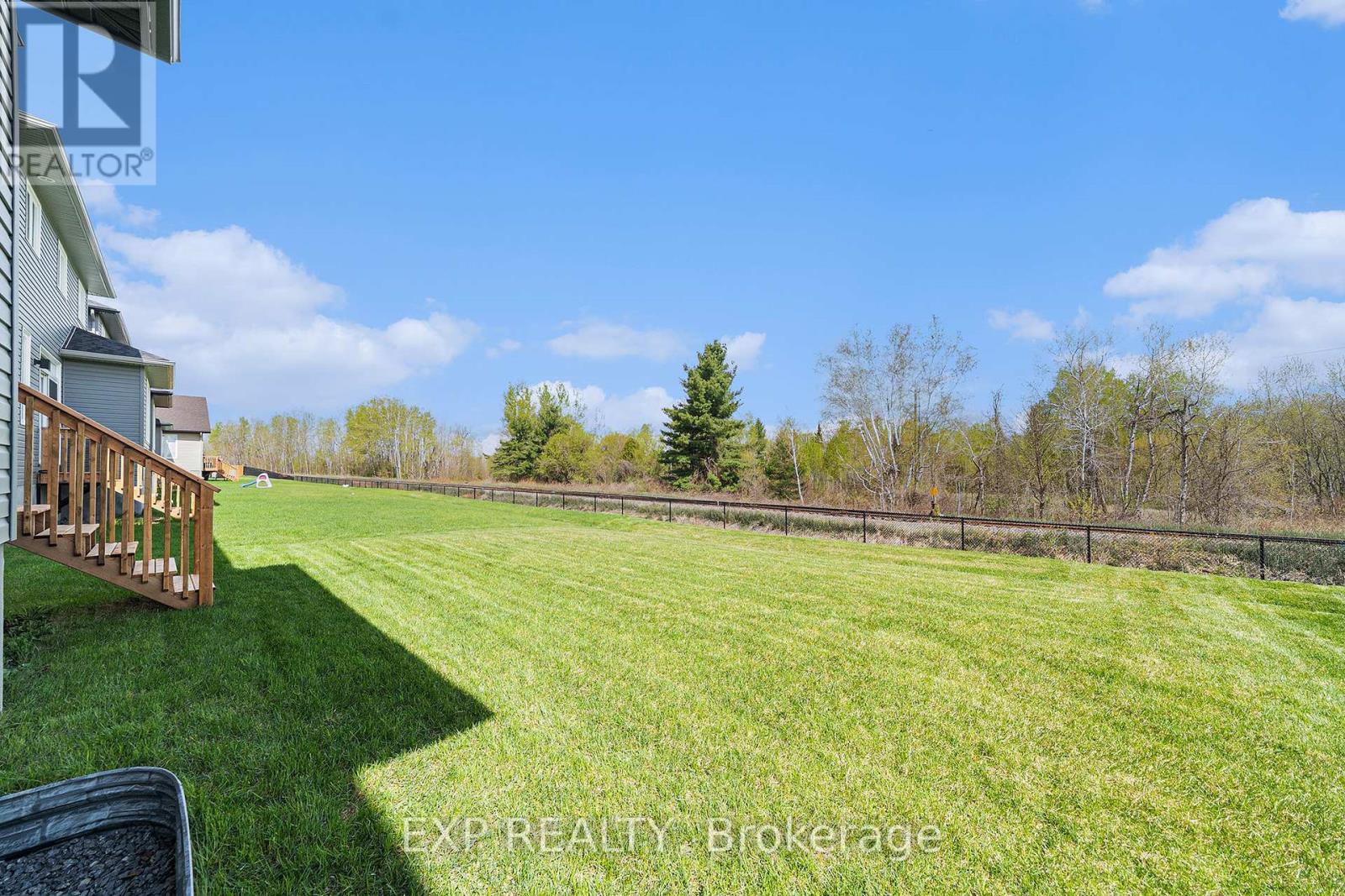 125 Seabert Drive, Arnprior, Ontario  K7S 0H9 - Photo 26 - X12141895