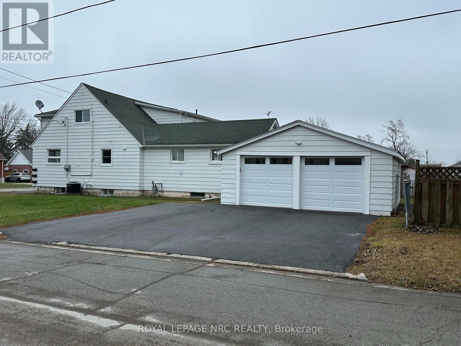 45 Catherine Street, Fort Erie, Ontario  L2A 2G8 - Photo 21 - X12122828