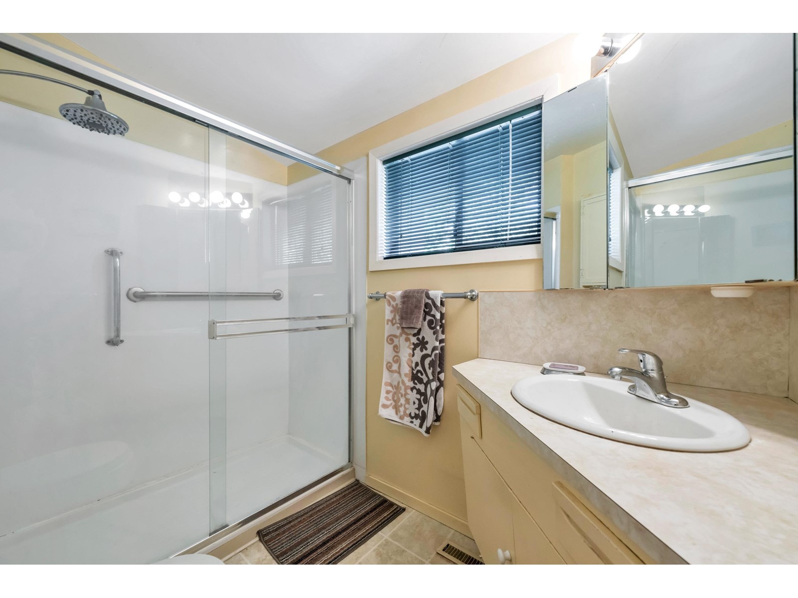 33601 1st Avenue, Mission, British Columbia  V2V 1H3 - Photo 24 - R2992468