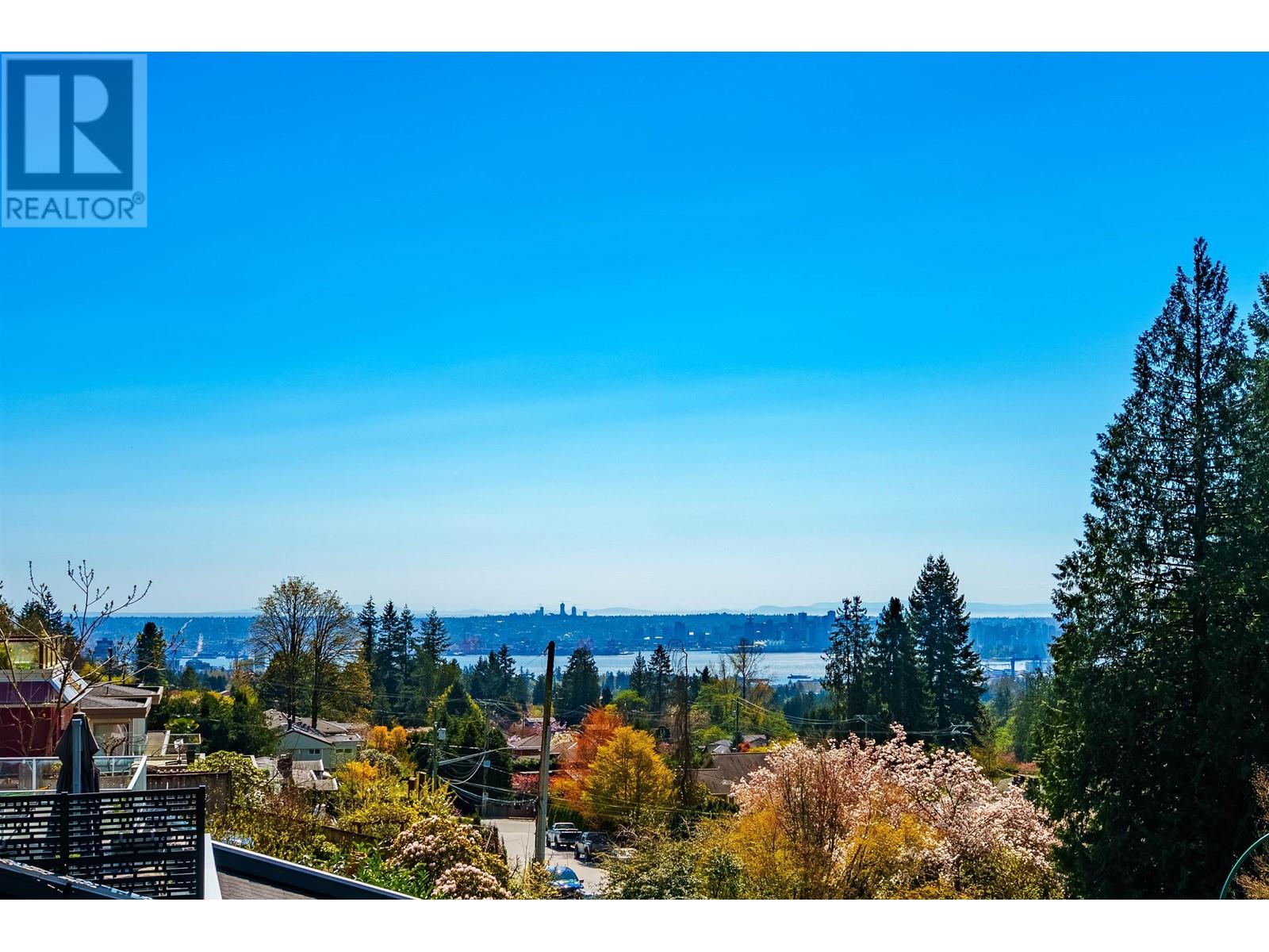 4066 Norwood Avenue, North Vancouver, British Columbia  V7N 3R3 - Photo 28 - R2993268