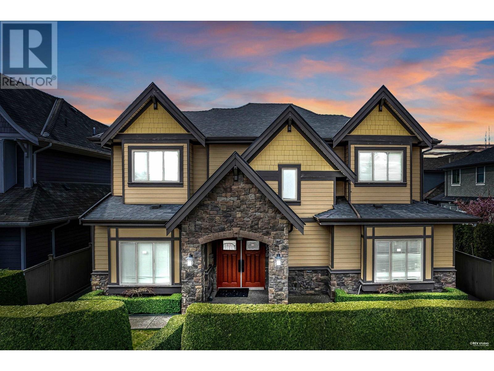 8059 Gilbert Road, Richmond, British Columbia  V7C 3W8 - Photo 2 - R2993892