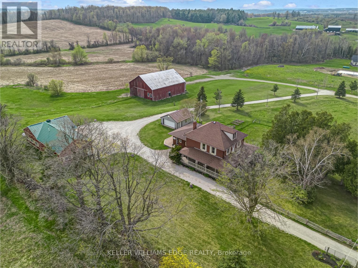 4962 Third Line W, Erin, Ontario  L7J 2L8 - Photo 5 - X12141667