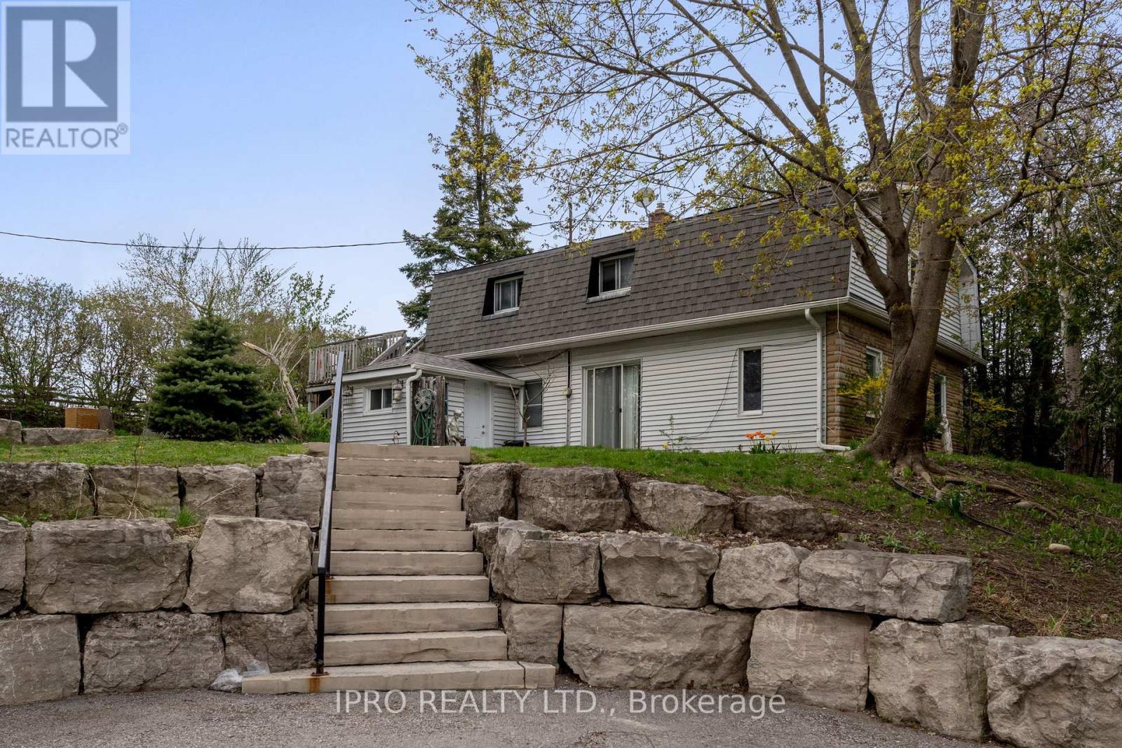 45 Wellington 124 Road, Erin, Ontario  N0B 1T0 - Photo 3 - X12141725