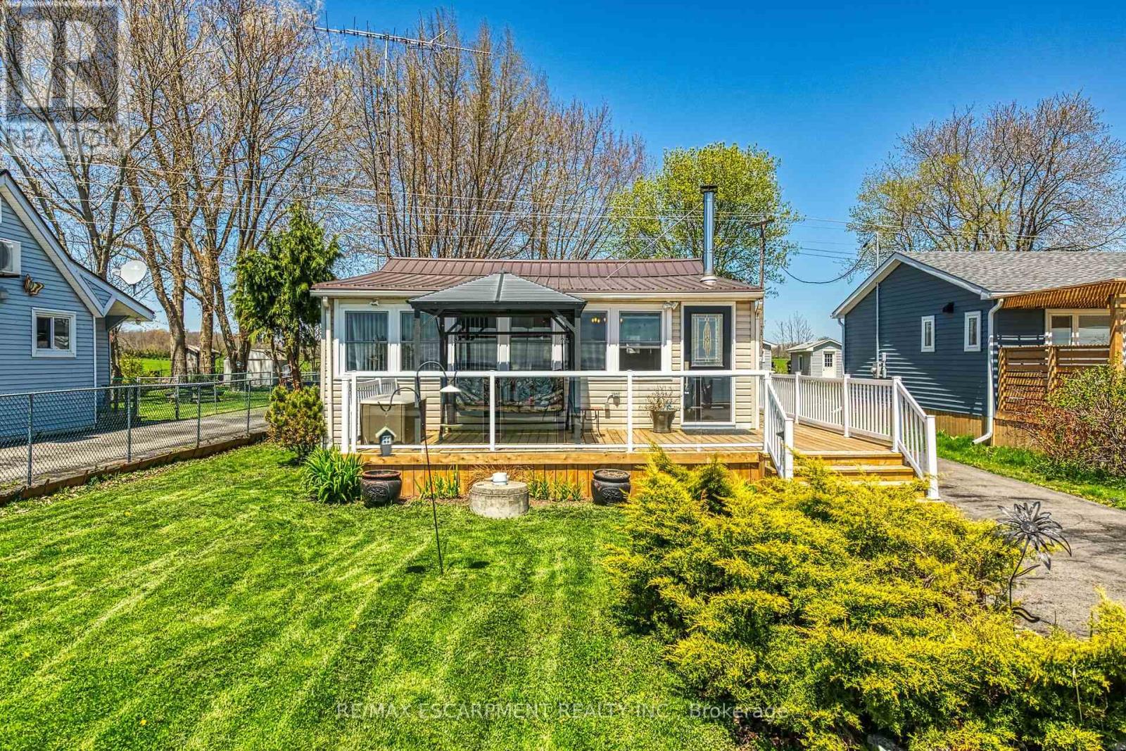 Property at 1325 LAKESHORE ROAD image 4