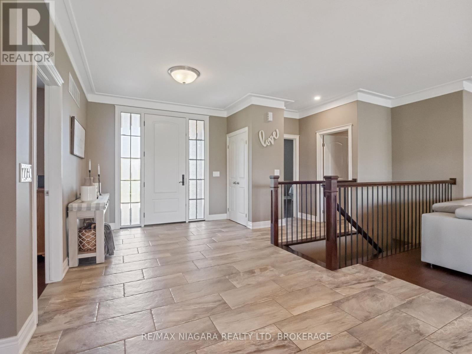 Property at 20227 YOUNGS ROAD S image 5