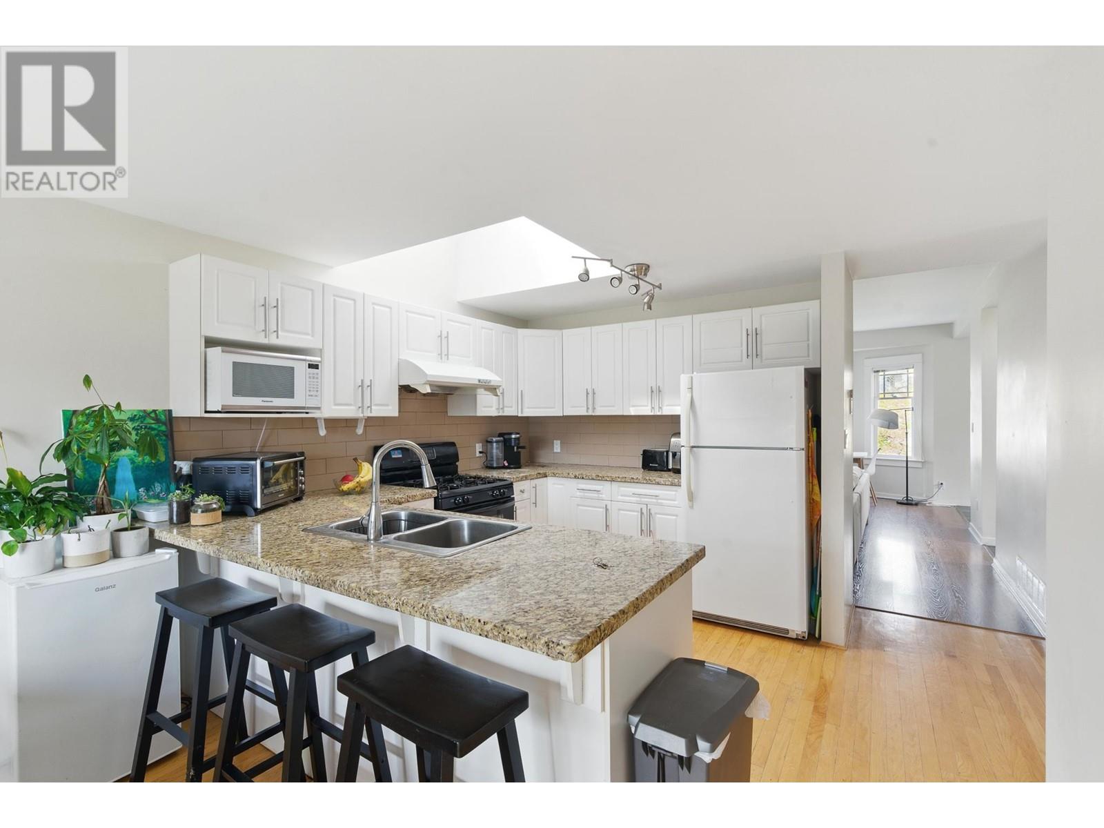2968 W 20th Avenue, Vancouver, British Columbia  V6L 1H5 - Photo 9 - R2995603