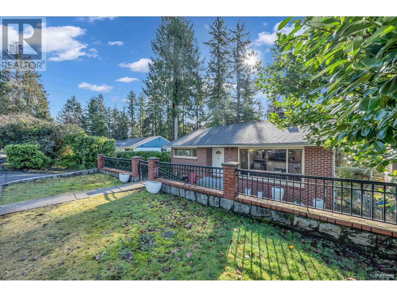 441 Tempe Crescent, North Vancouver, British Columbia  V7N 1E7 - Photo 27 - R2995759