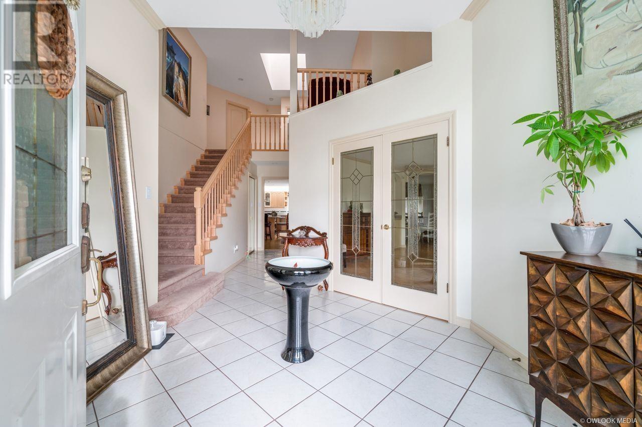 5526 Cornwall Drive, Richmond, British Columbia  V7C 5M8 - Photo 3 - R2998904