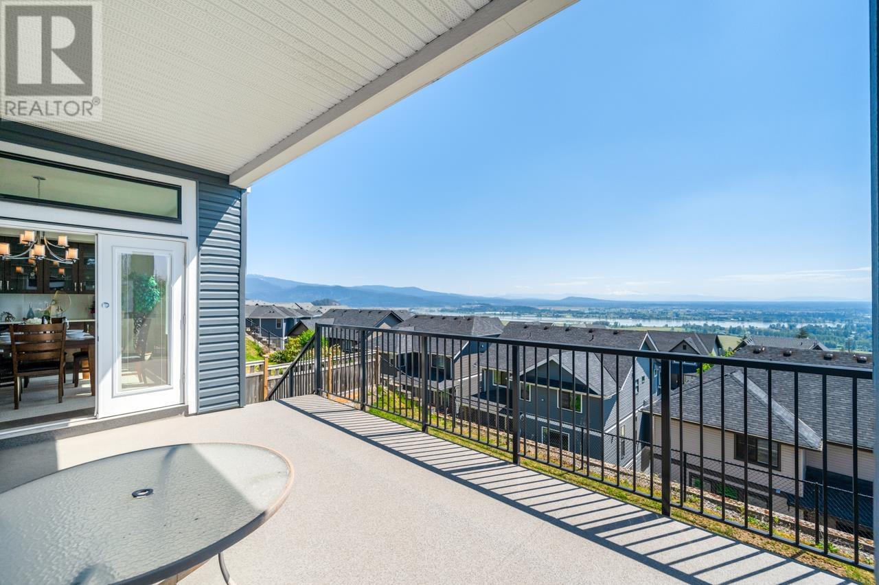 Property at 1431 STRAWLINE HILL STREET image 5