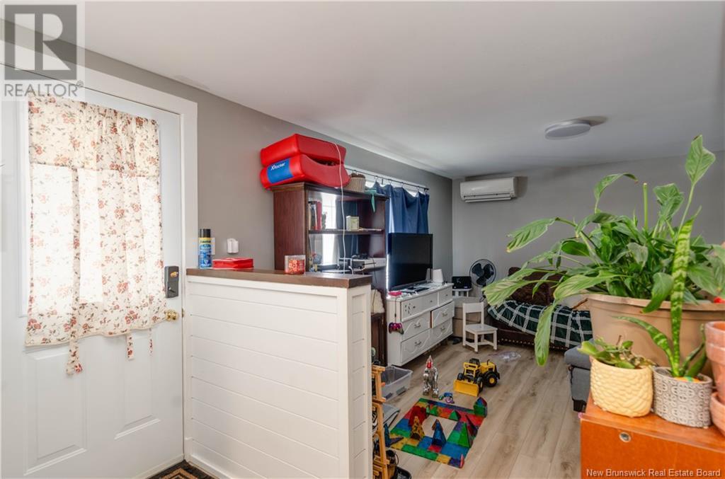 Property at 31 Magellan Drive image 2