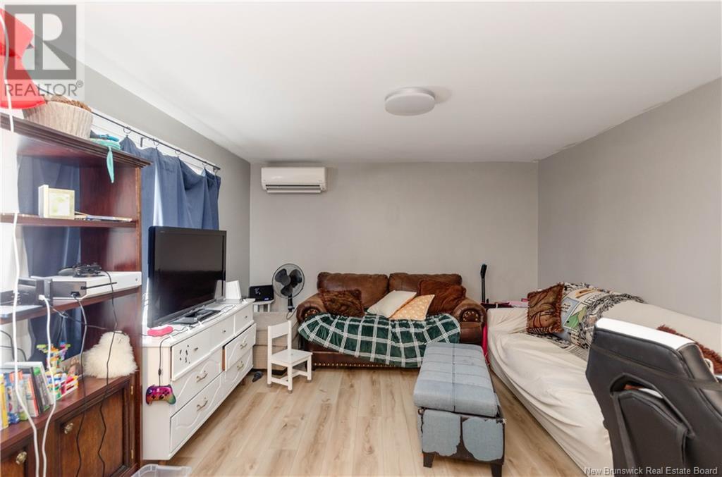 Property at 31 Magellan Drive image 3