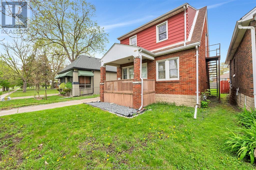 Property at 1564 ALEXIS ROAD image 5
