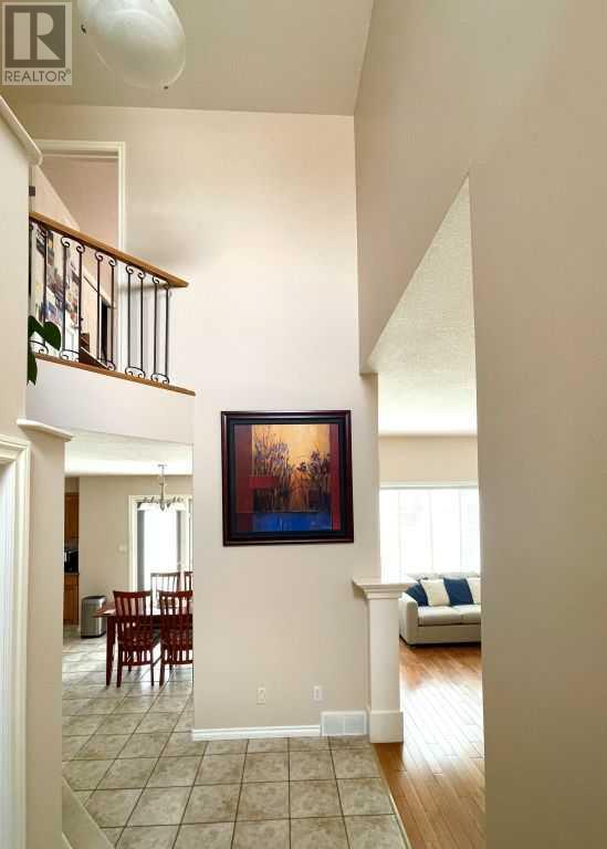 Property at 225 Cougar Way N image 2