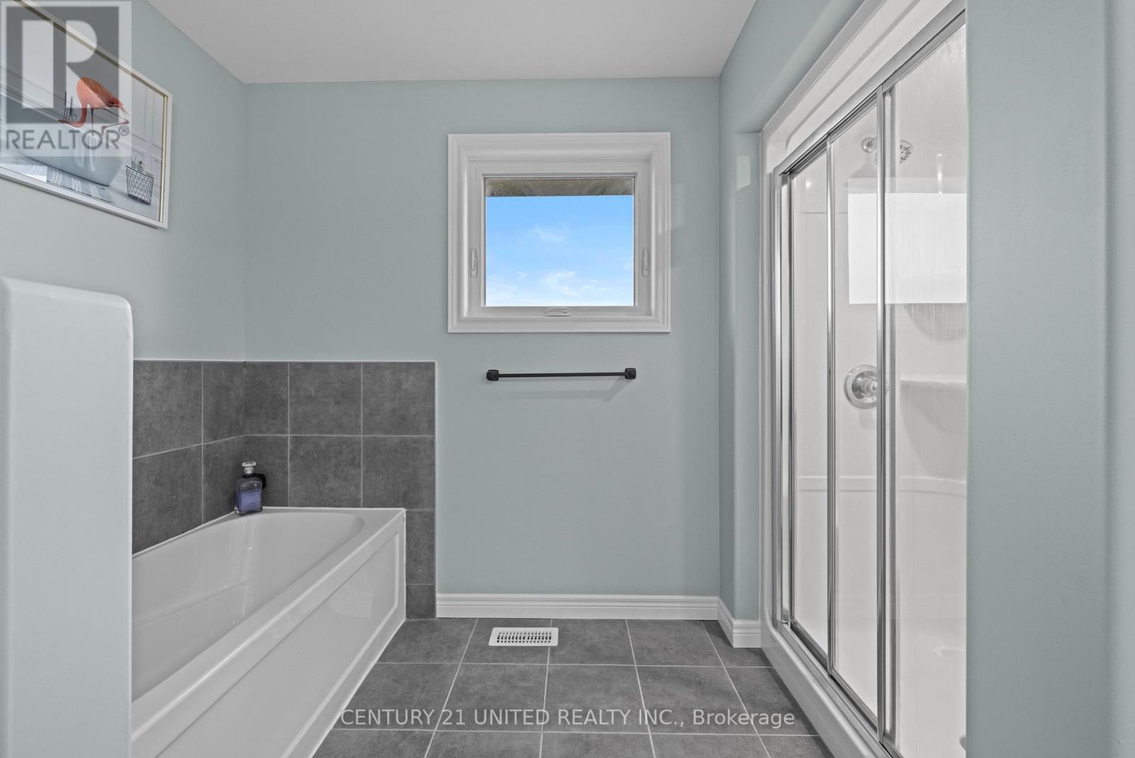 11 Darrell Drain Crescent, Asphodel-Norwood, Ontario K0L 2V0 - Photo 26 - X12030224