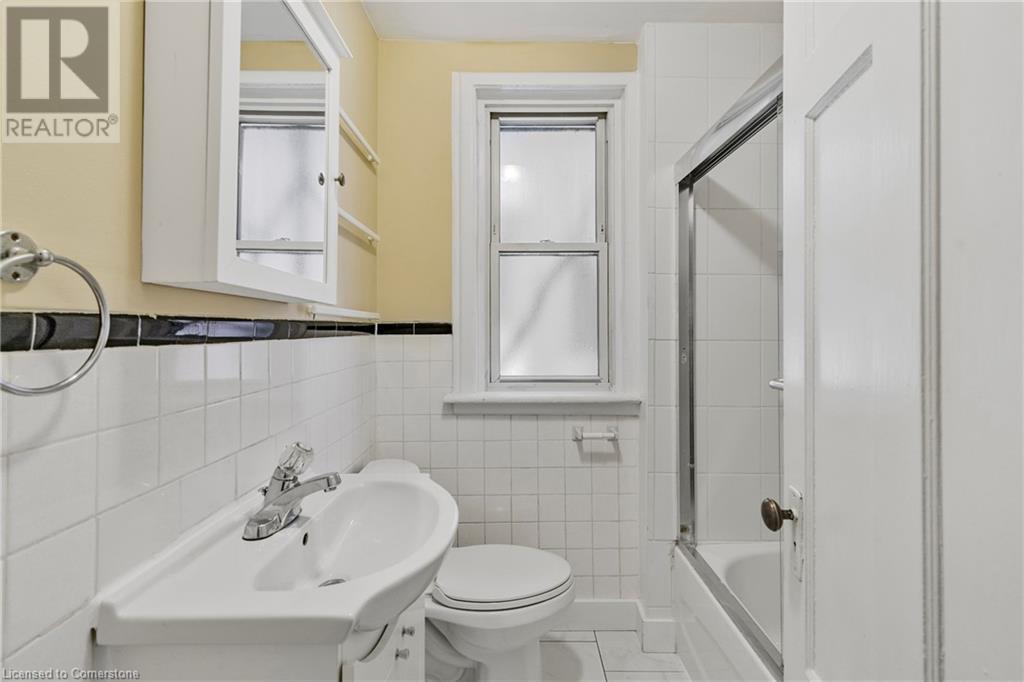 102 Herkimer Street Unit# 1, Hamilton, Ontario  L8P 2G7 - Photo 11 - 40725020