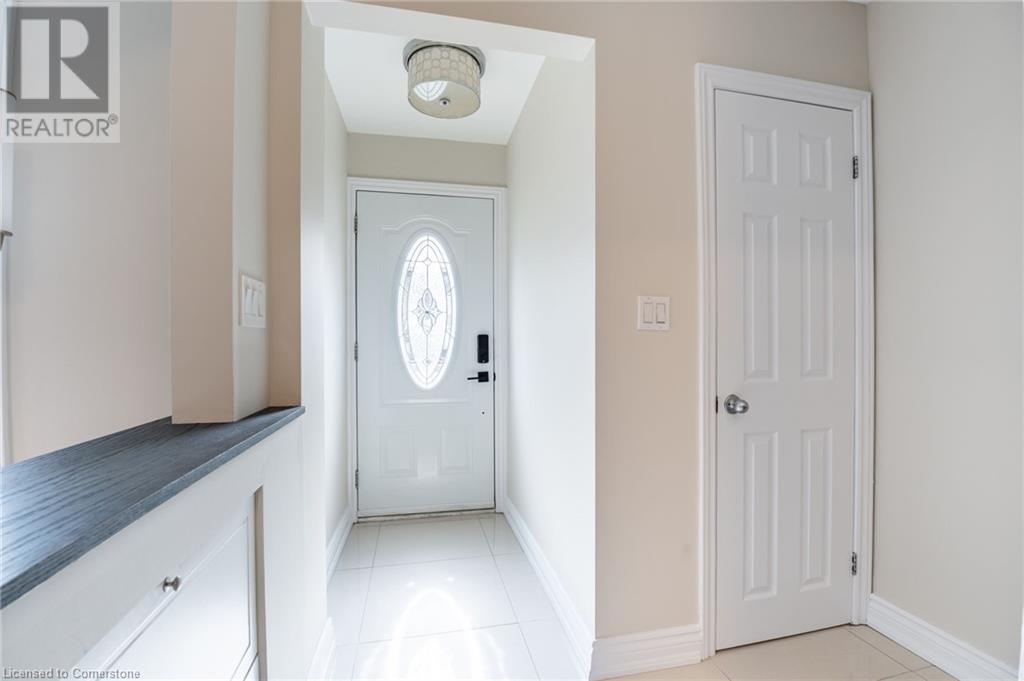 1101 Highland Street, Burlington, Ontario  L7R 3V1 - Photo 4 - 40726537