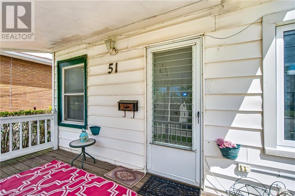 Property at 51 DOUGLAS Street image 4
