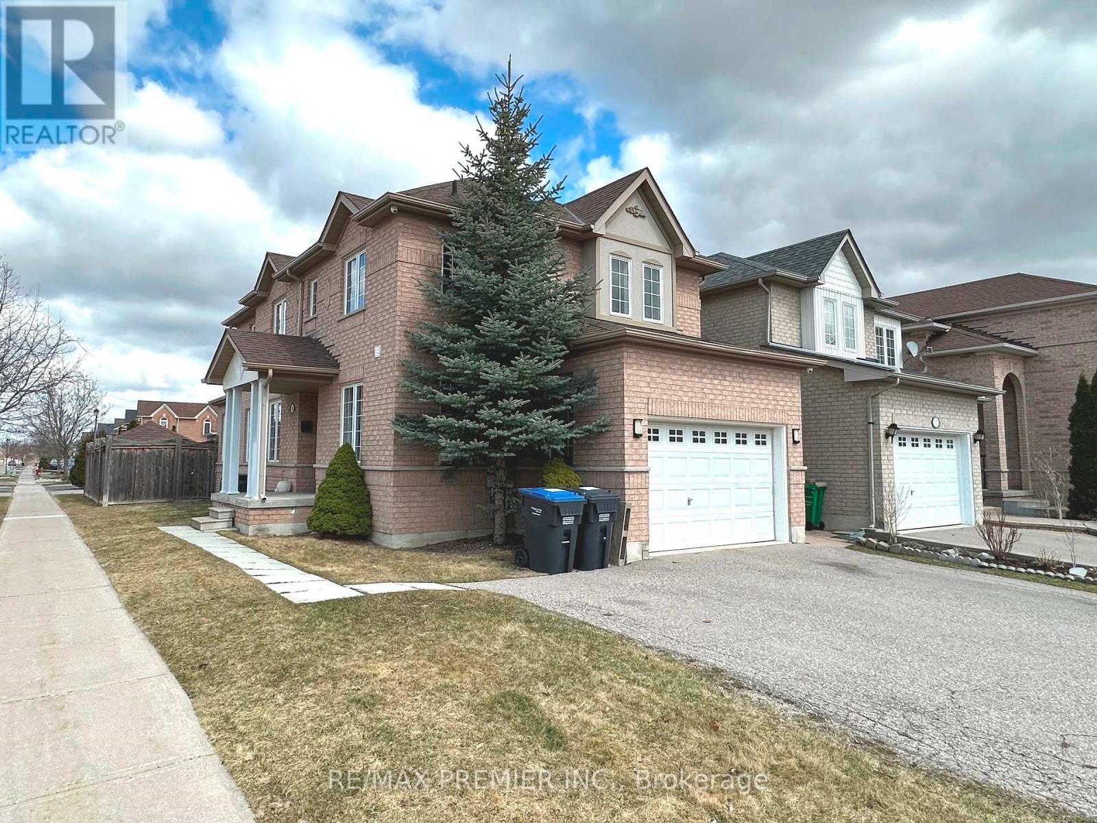 Main & 2nd - 29 Ewart Street, Caledon, Ontario  L7E 2V4 - Photo 1 - W12103880
