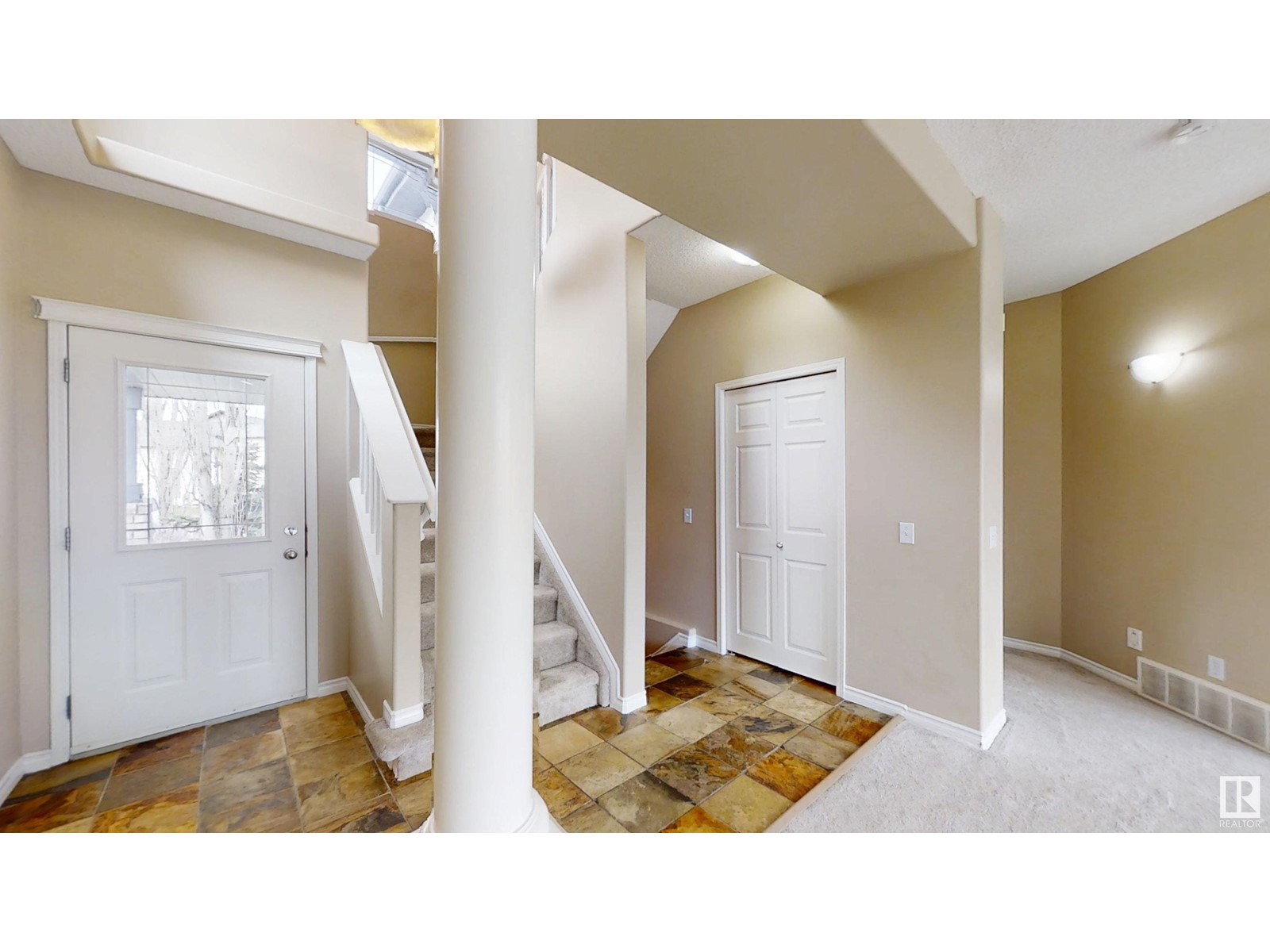 8403 5 Av Sw, Edmonton, Alberta  T6X 1H9 - Photo 9 - E4435945