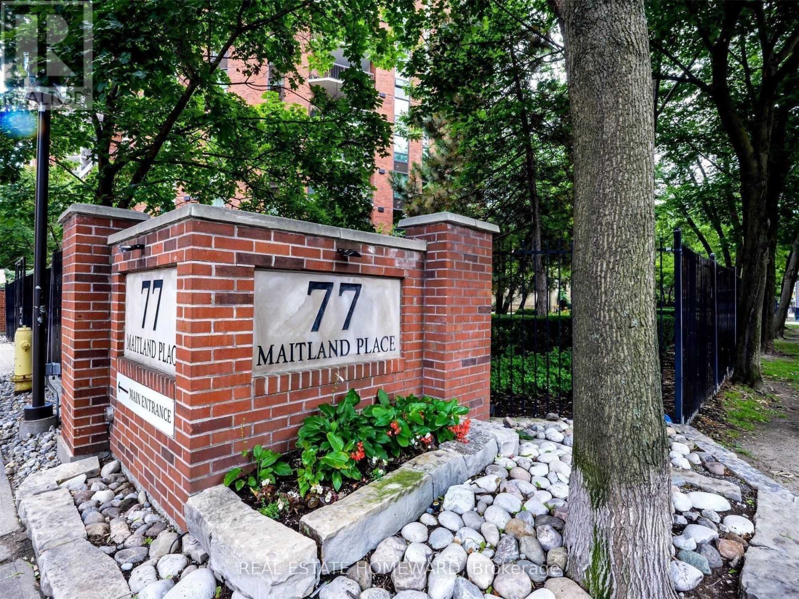 621 - 77 MAITLAND PLACE, Toronto, Ontario