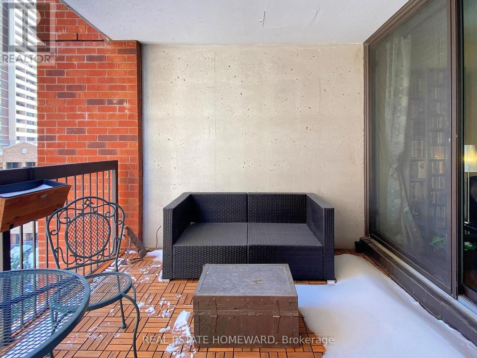 621 - 77 Maitland Place, Toronto, Ontario  M4Y 2V6 - Photo 23 - C12141787