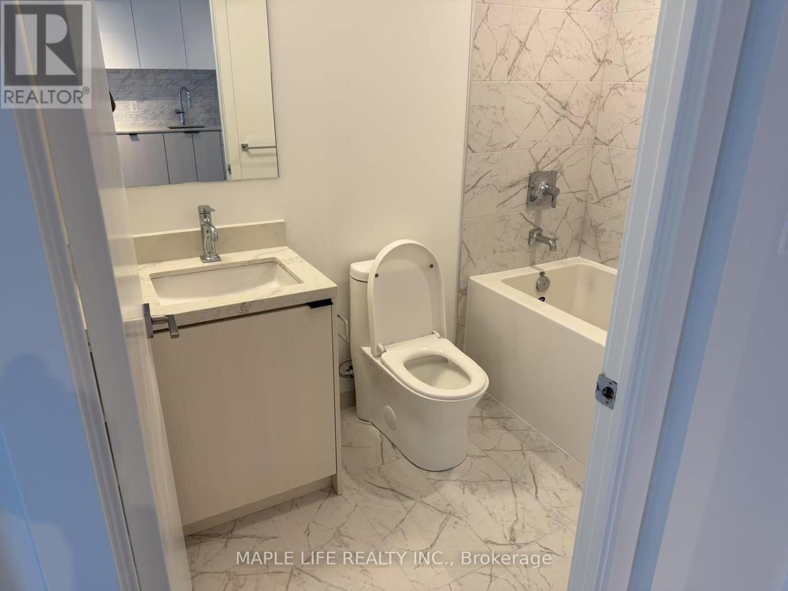 1916 - 252 Church Street, Toronto, Ontario  M5B 0E6 - Photo 8 - C12141841