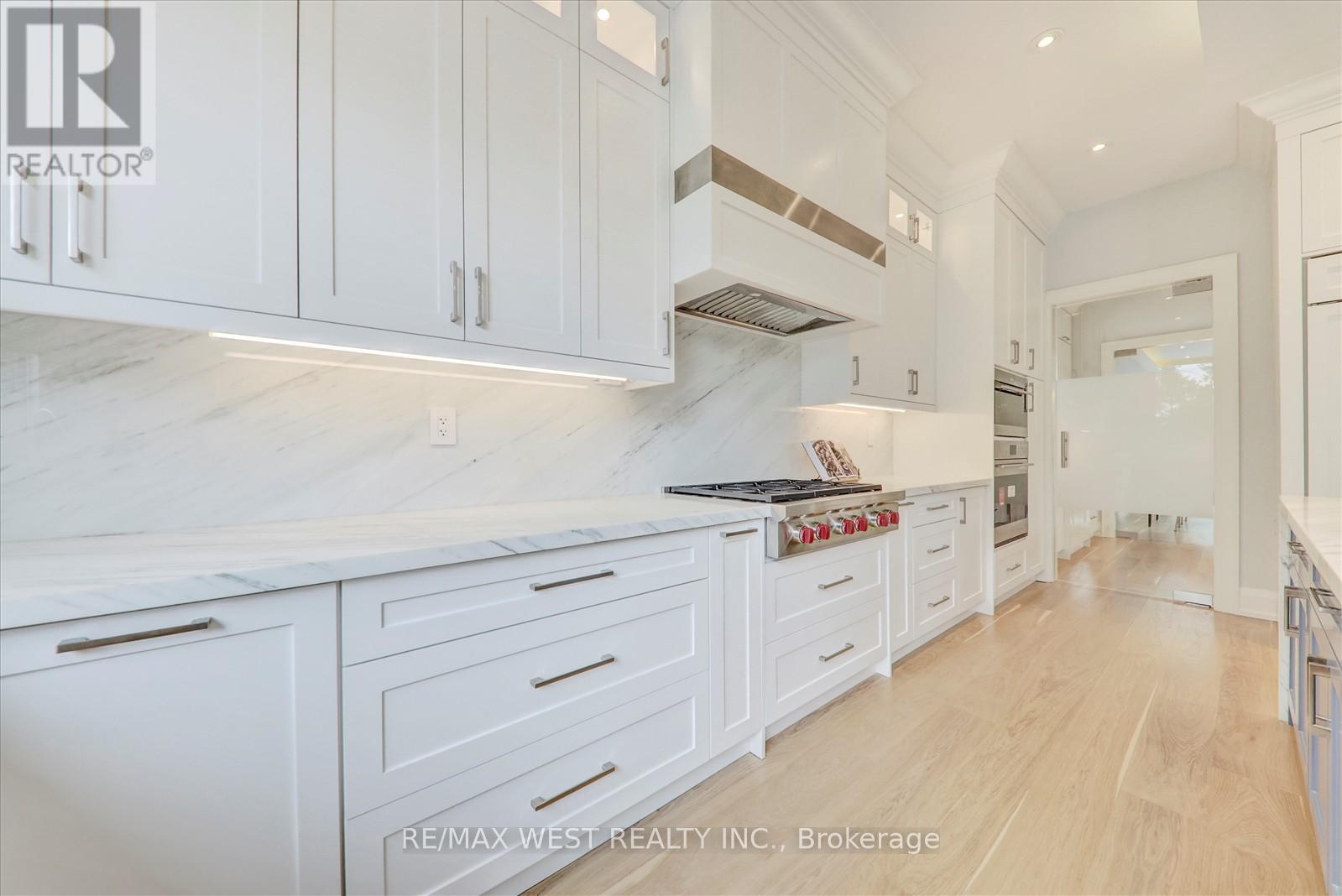 232 Ellerslie Avenue, Toronto, Ontario  M2N 1Y4 - Photo 19 - C12141892