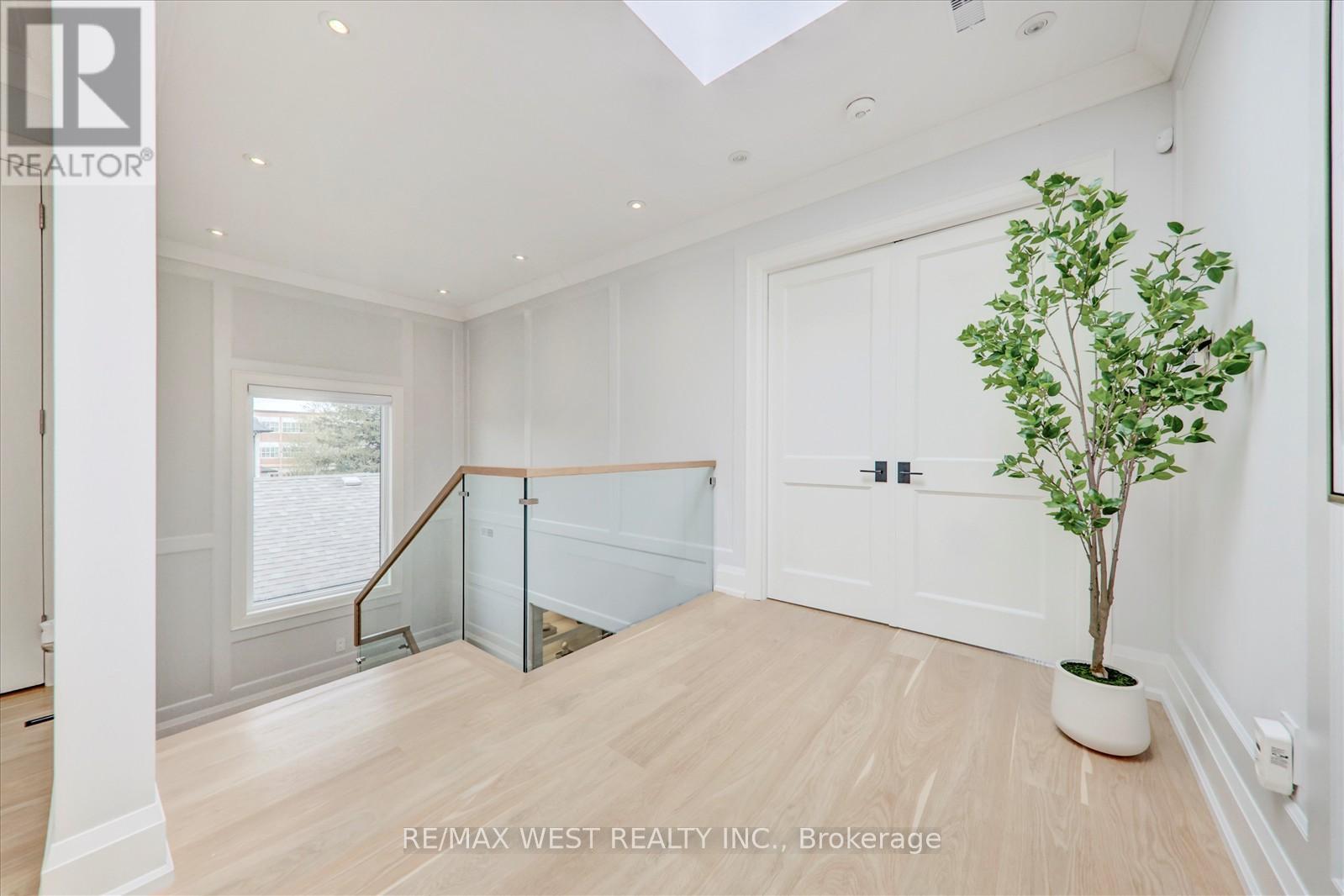 232 Ellerslie Avenue, Toronto, Ontario  M2N 1Y4 - Photo 24 - C12141892