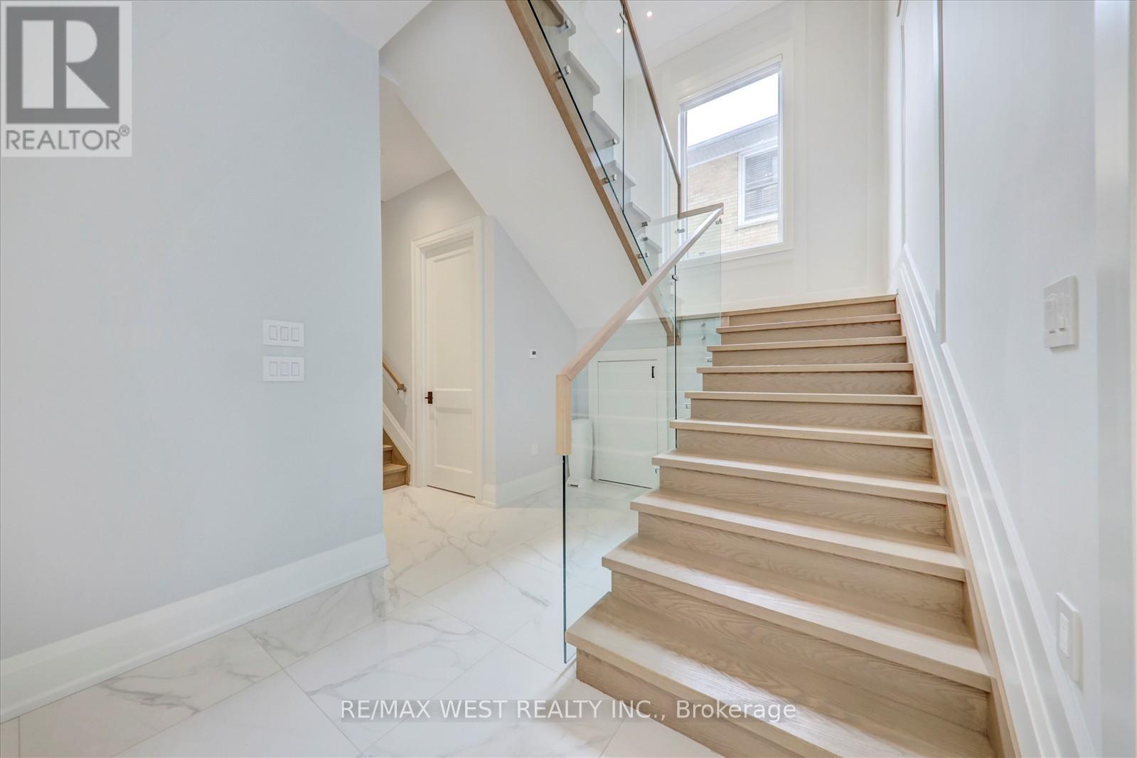 232 Ellerslie Avenue, Toronto, Ontario  M2N 1Y4 - Photo 38 - C12141892