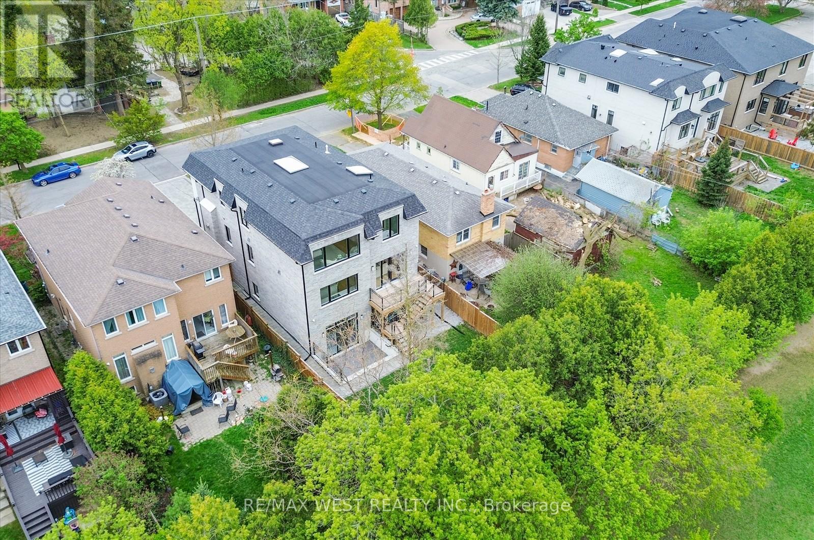 232 Ellerslie Avenue, Toronto, Ontario  M2N 1Y4 - Photo 48 - C12141892