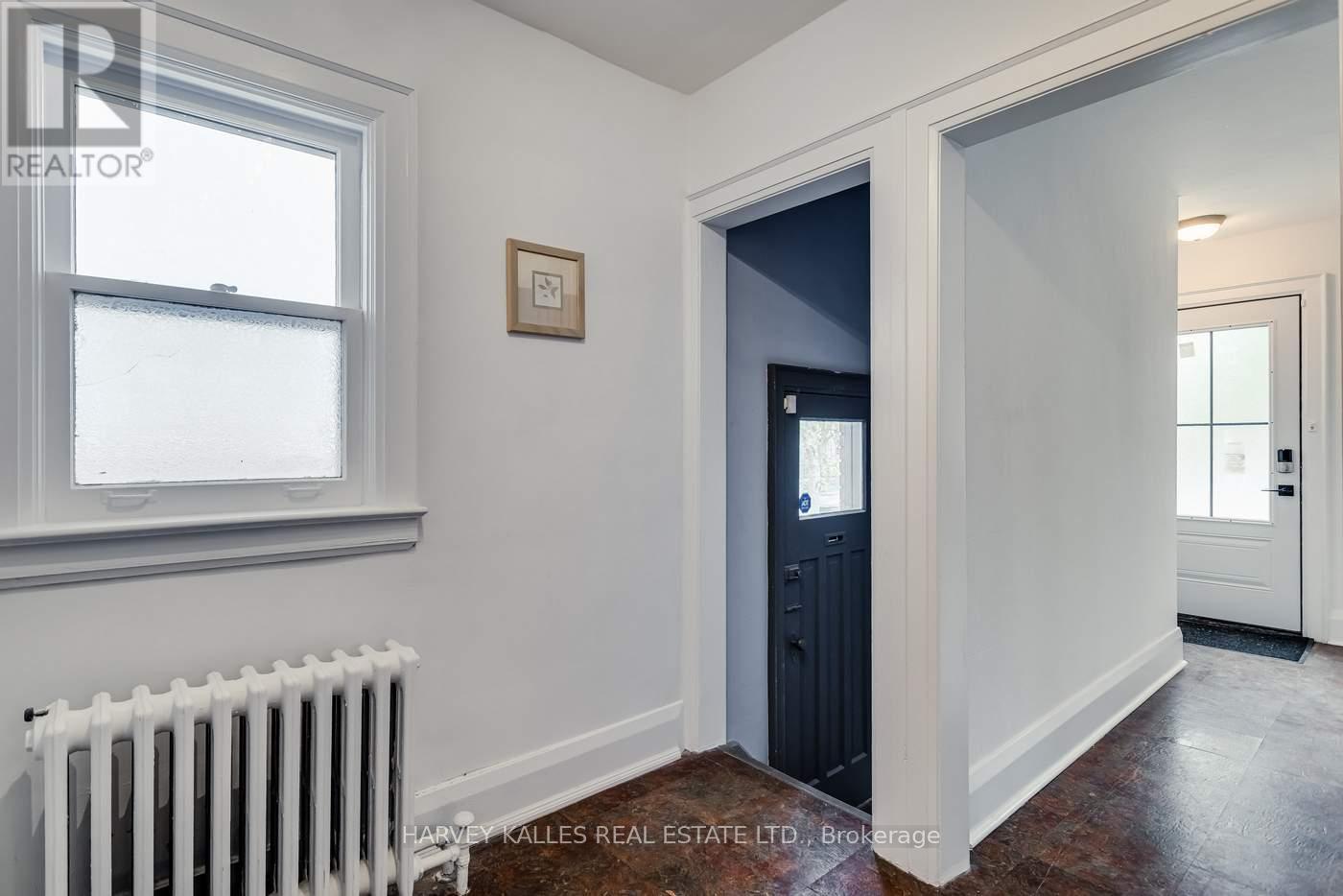 55 Banff Road, Toronto, Ontario  M4S 2V6 - Photo 12 - C12141893