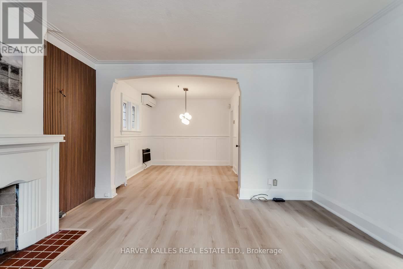 55 Banff Road, Toronto, Ontario  M4S 2V6 - Photo 17 - C12141893