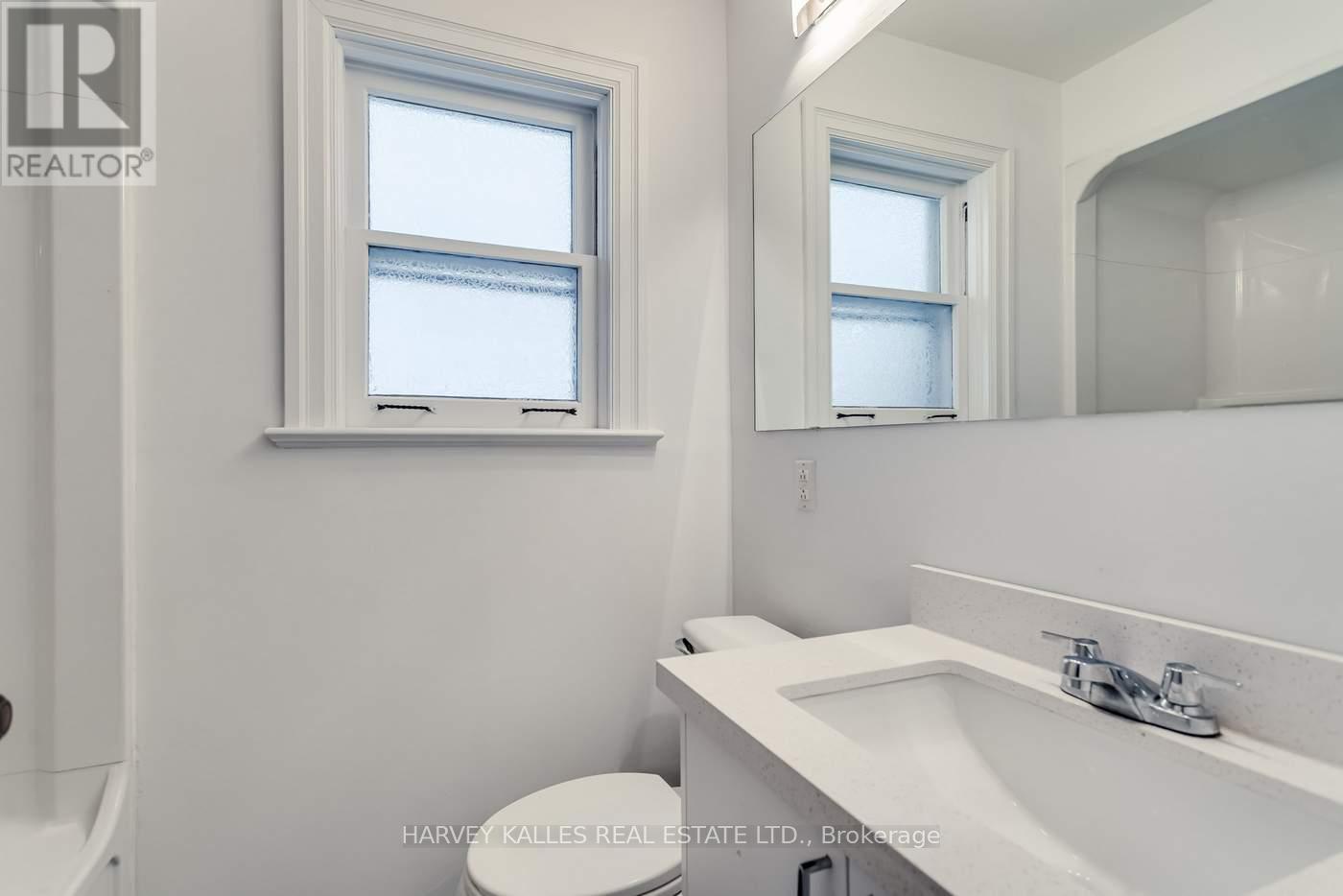 55 Banff Road, Toronto, Ontario  M4S 2V6 - Photo 24 - C12141893