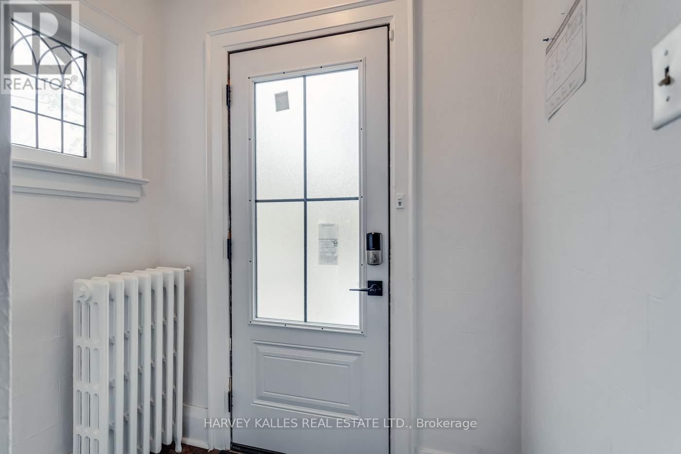 55 Banff Road, Toronto, Ontario  M4S 2V6 - Photo 6 - C12141893