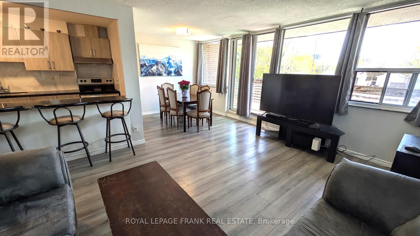 220 - 4060 Lawrence Avenue E, Toronto (West Hill), Ontario  M1E 4V4 - Photo 3 - E12141929