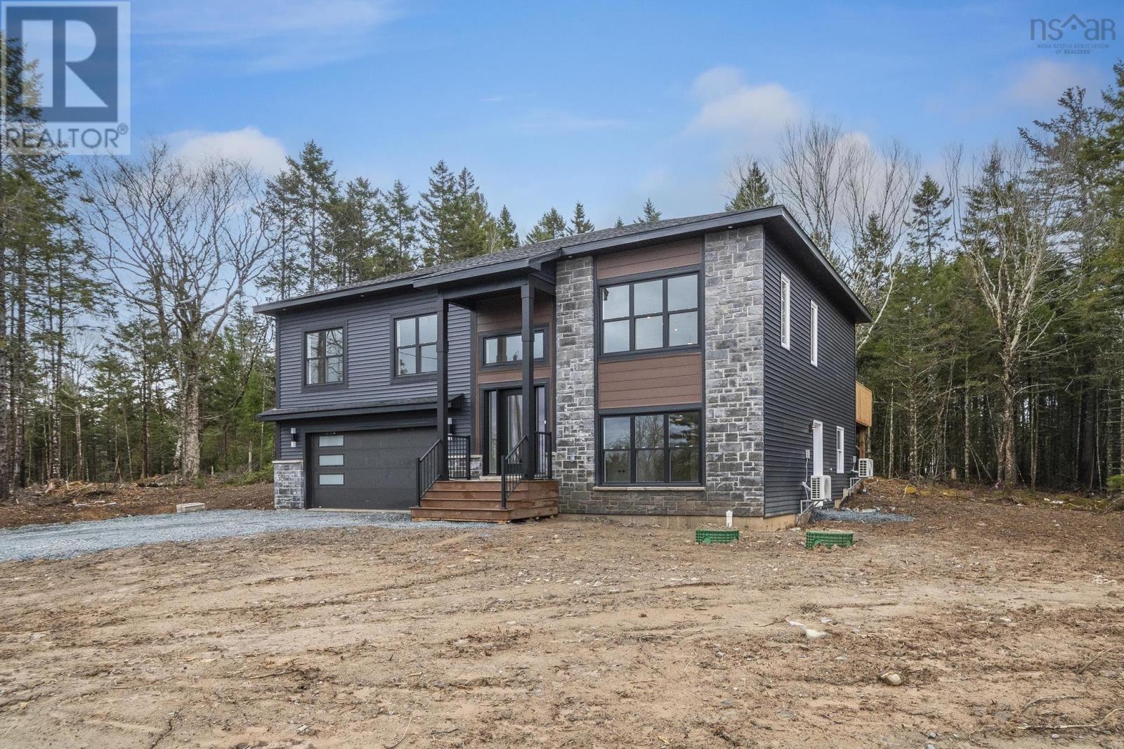 130 Bondi Drive, Middle Sackville, Nova Scotia  B4E 0W2 - Photo 2 - 202507162