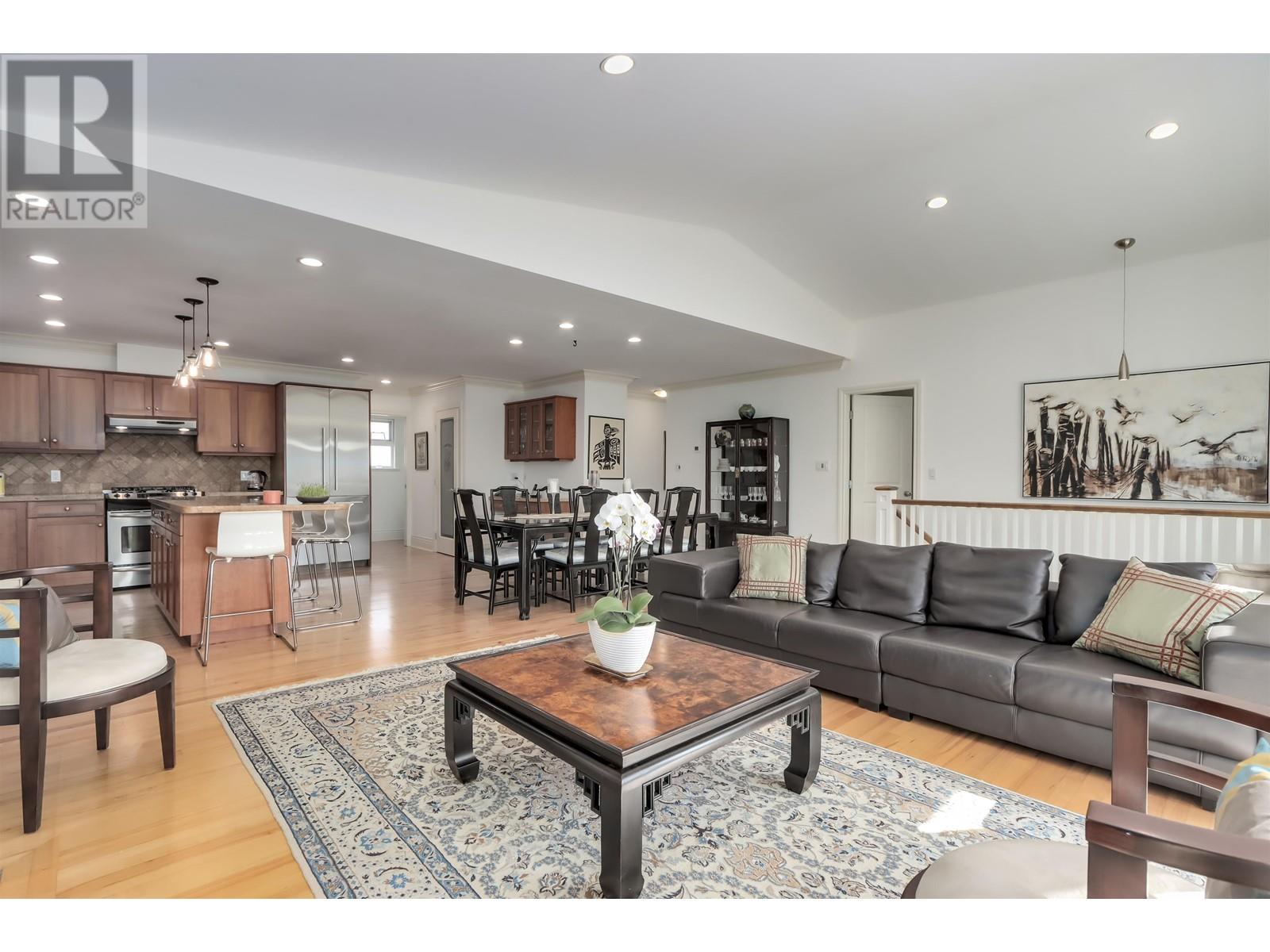 954 Tudor Avenue, North Vancouver, British Columbia  V7R 1X7 - Photo 8 - R3000171
