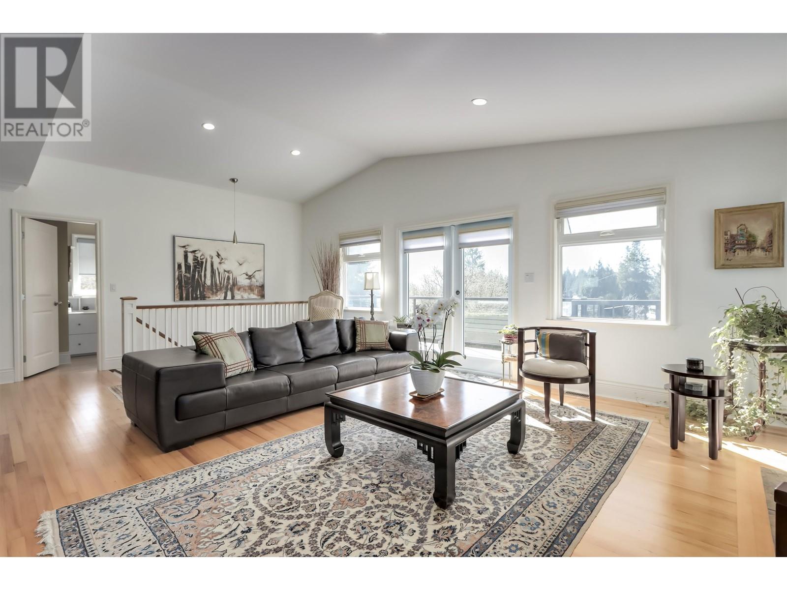 954 Tudor Avenue, North Vancouver, British Columbia  V7R 1X7 - Photo 7 - R3000171