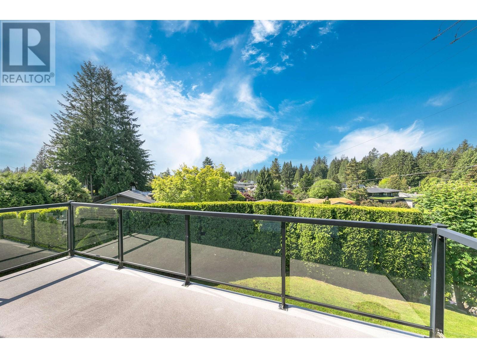 954 Tudor Avenue, North Vancouver, British Columbia  V7R 1X7 - Photo 11 - R3000171