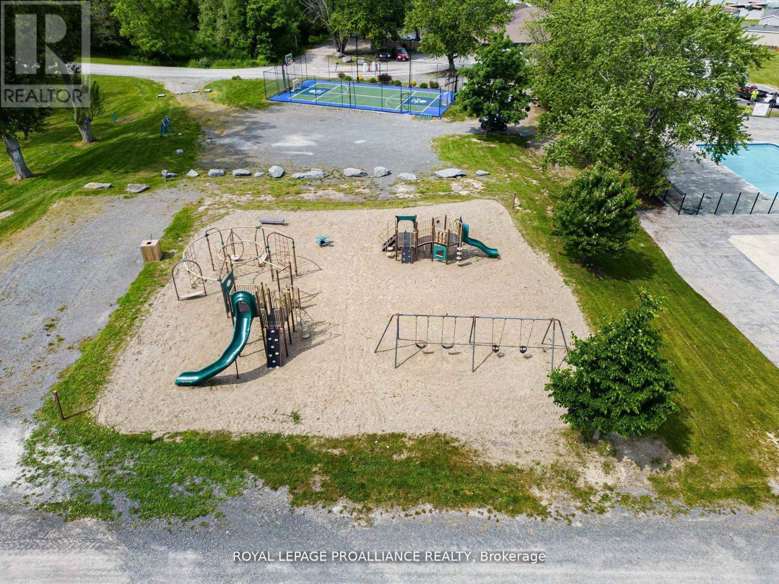 3 Cherry Beach Lane - 486 County Road 18, Prince Edward County (Athol), Ontario  K0K 1P0 - Photo 29 - X12141997