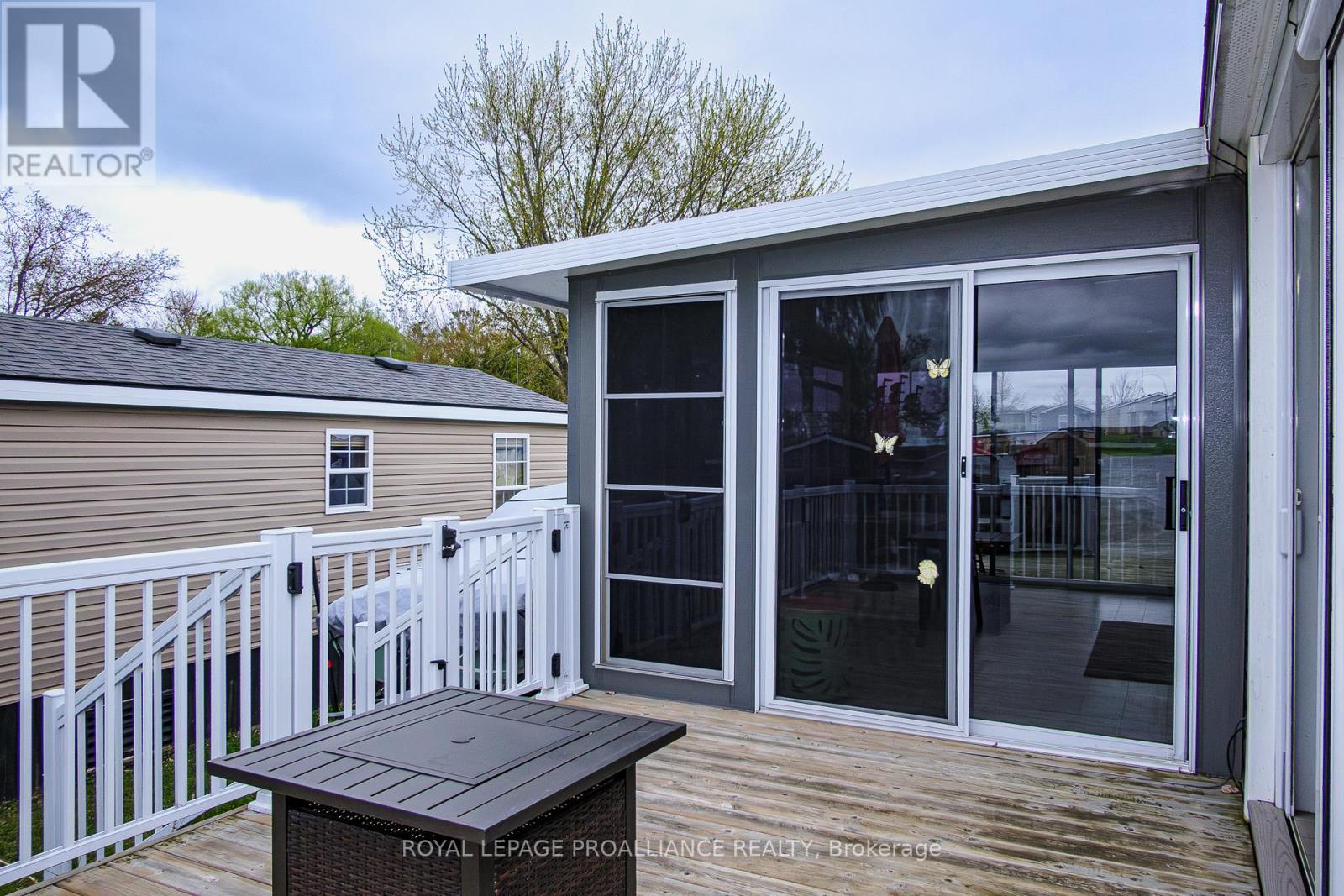3 Cherry Beach Lane - 486 County Road 18, Prince Edward County, Ontario  K0K 1P0 - Photo 7 - X12141997