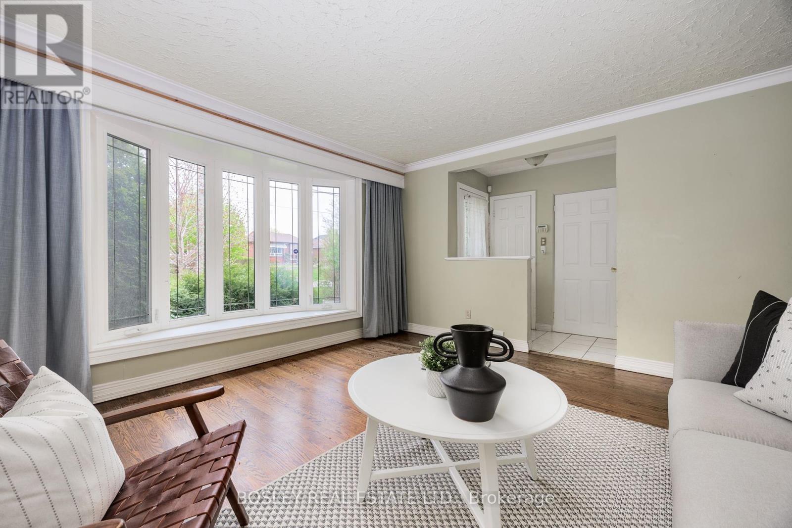 Property at 106 BRENDA CRESCENT image 4