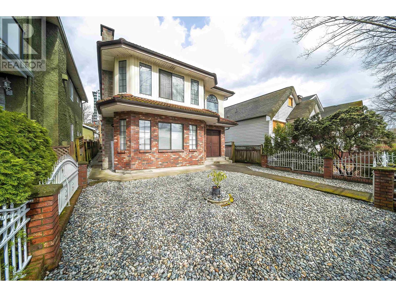 3609 Turner Street, Vancouver, British Columbia  V5K 2J2 - Photo 2 - R3000623