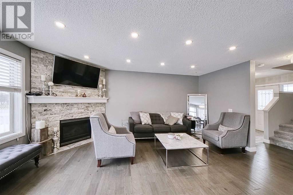 Property at 282 Douglas Glen Court SE image 3